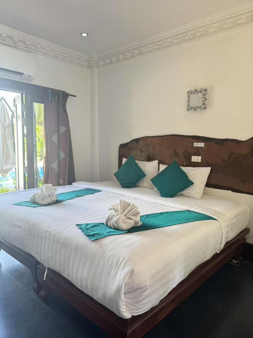 Alana Luang Prabang Hotel Kültér fotó