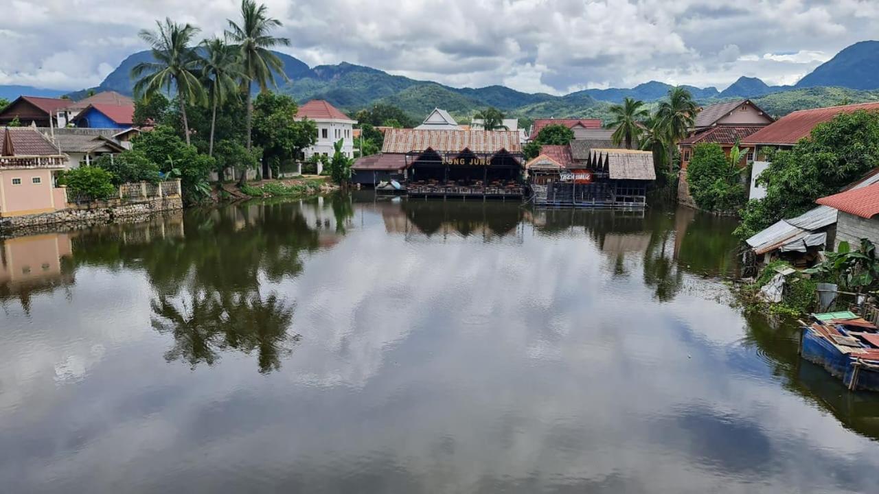 Alana Luang Prabang Hotel Kültér fotó